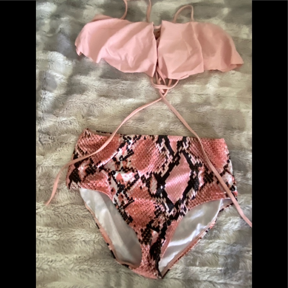 A swimsuit.